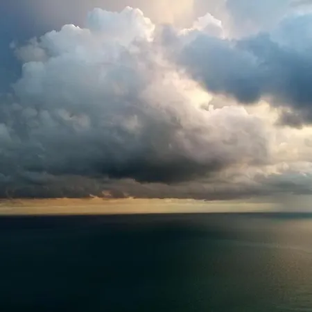 Triplex Entre Ciel Et Appartamento